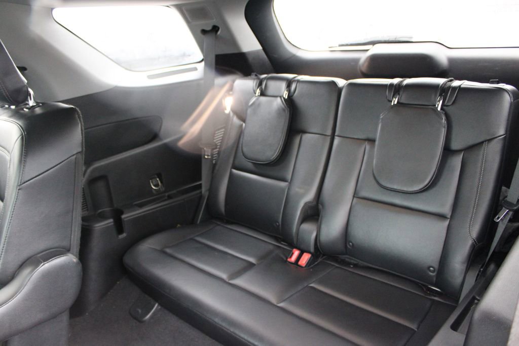 Used 2021 Ford Explorer Limited w/ Equipment Group 301A image 32