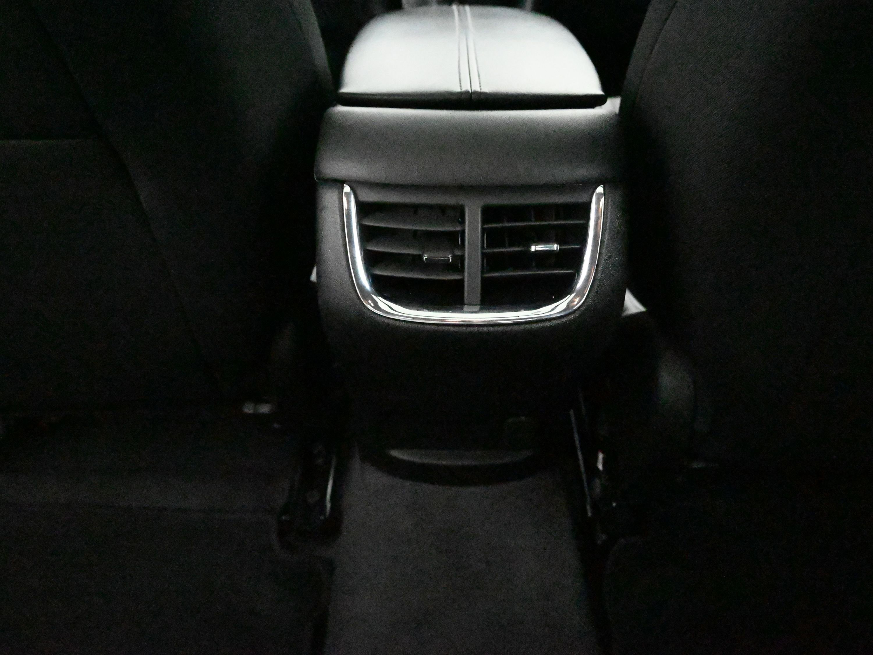 Used 2024 Chevrolet Malibu LT image 23