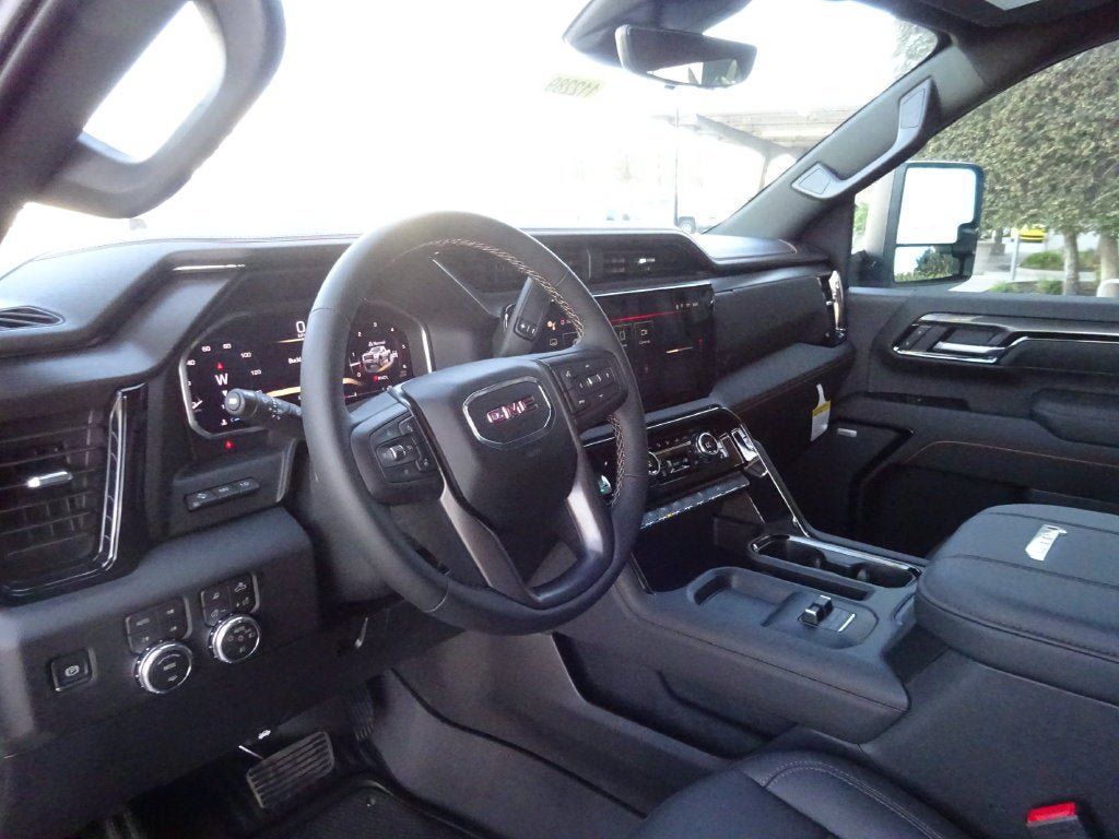 New 2026 GMC Sierra 2500 AT4 w/ AT4 Premium Plus Package AWD/4WD image 13