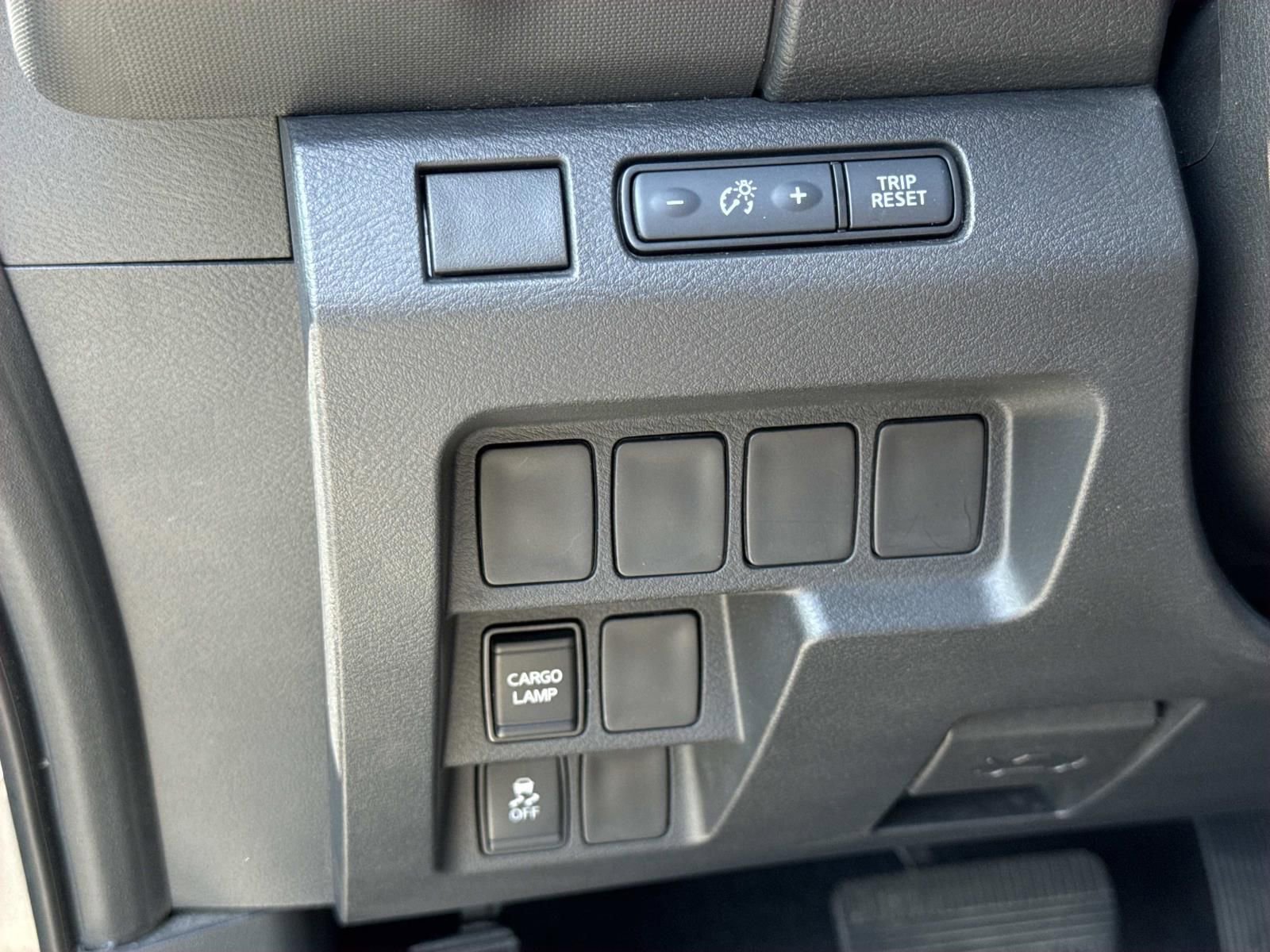 Used 2022 Nissan Frontier S RWD image 18