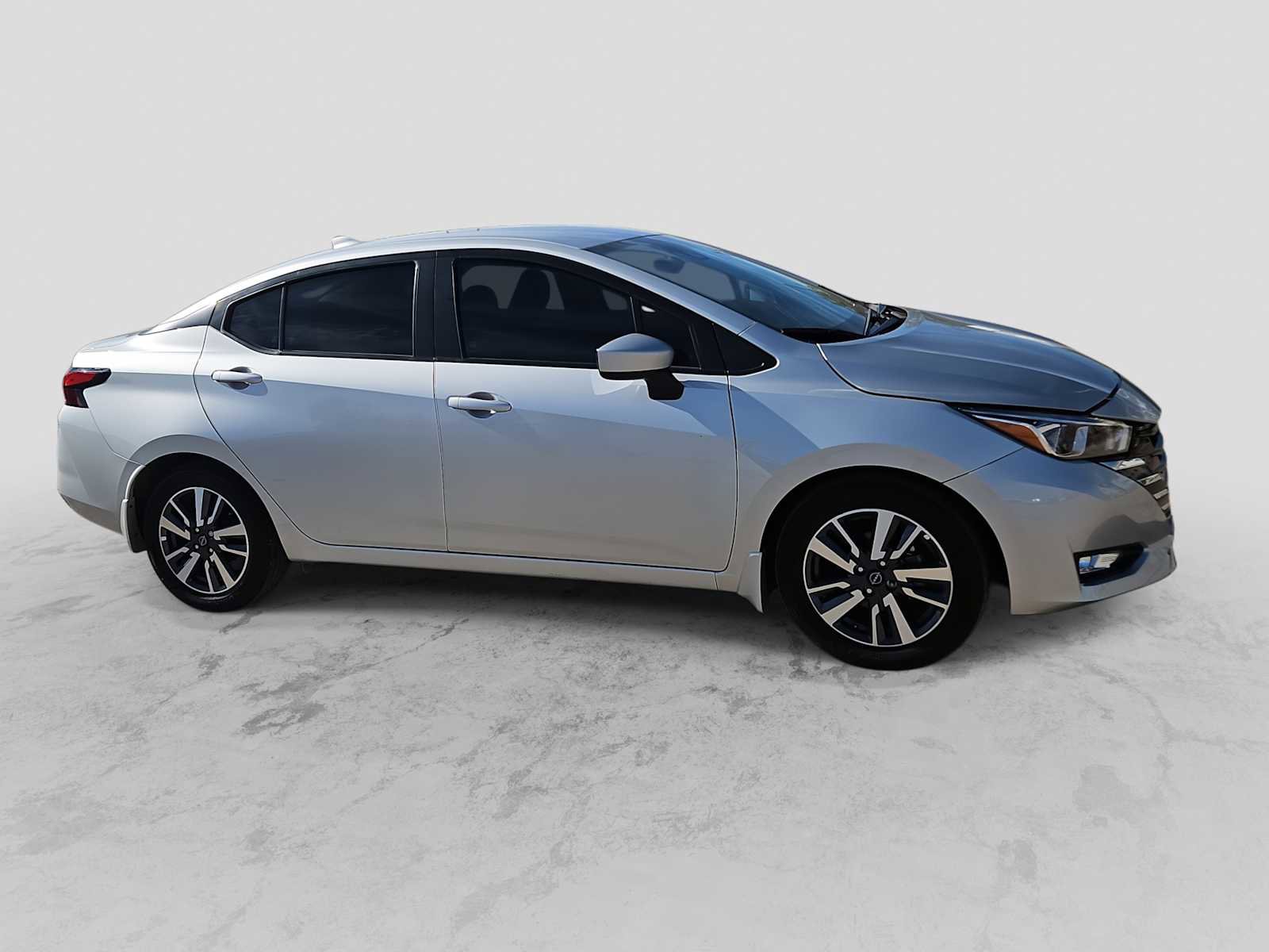 Used 2024 Nissan Versa SV w/ Trunk Package image 9