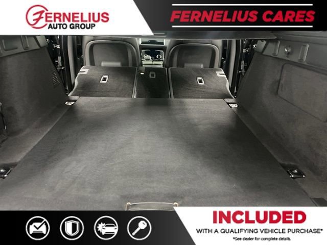 Used 2021 Land Rover Range Rover Velar R-Dynamic S image 22