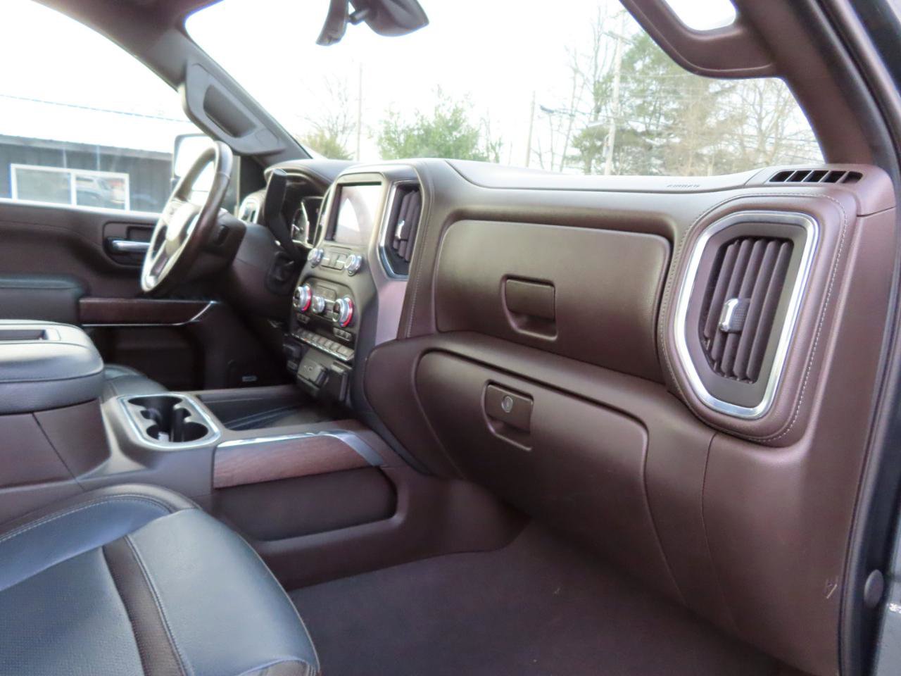 Used 2020 GMC Sierra 3500 Denali image 55