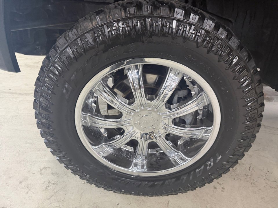 Used 2014 Nissan Titan PRO-4X image 30