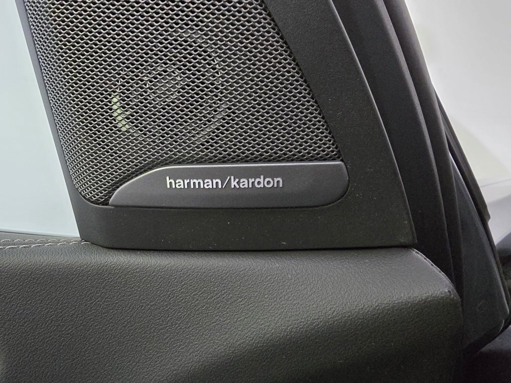 Certified 2024 BMW X7 M60i w/ Executive Package image 9