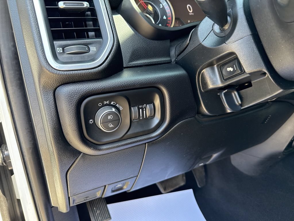 Used 2021 RAM 3500 Laramie AWD/4WD image 26