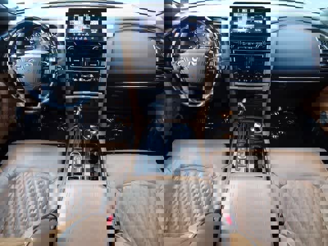 Used 2024 INFINITI QX80 Sensory image 17