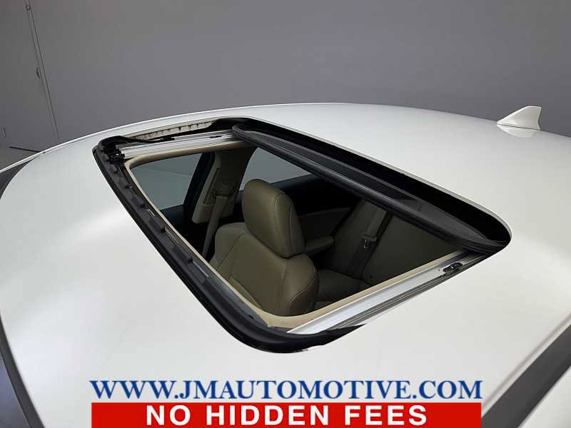 Used 2017 Acura ILX FWD image 11