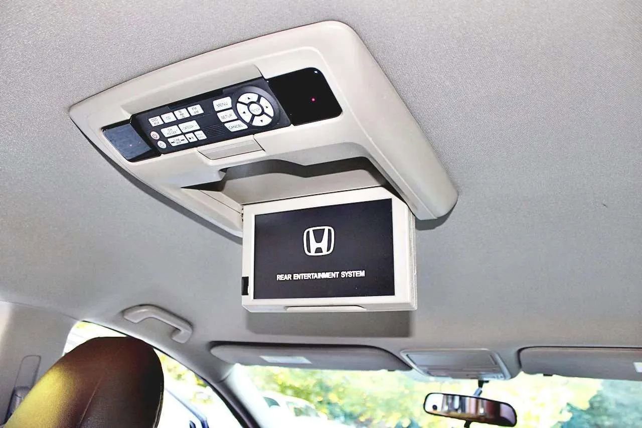 Used 2016 Honda Odyssey SE image 33