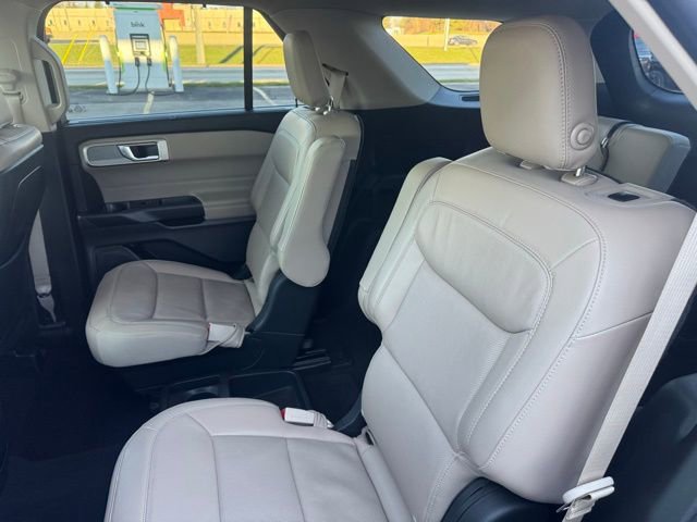 Used 2020 Ford Explorer Limited image 7