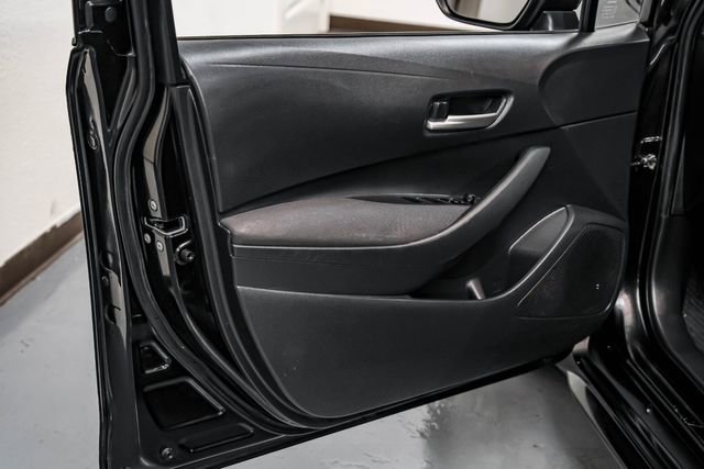 Used 2020 Toyota Corolla LE FWD image 40