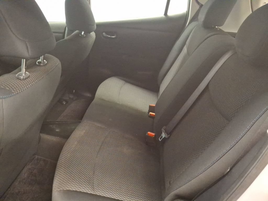 Used 2015 Nissan Leaf S w/ Charge Package FWD image 13
