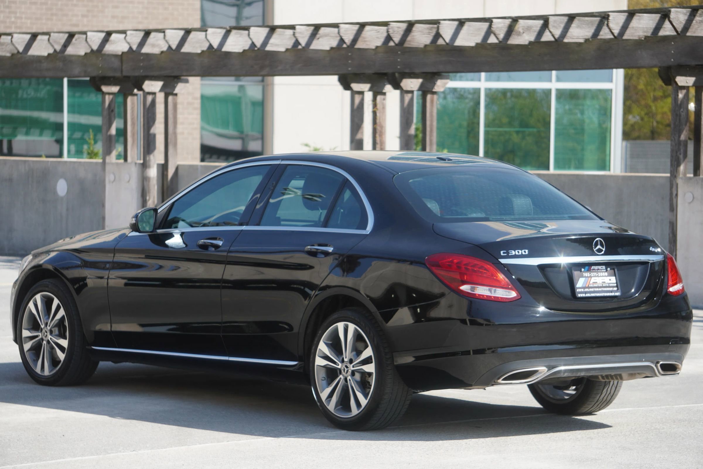 Used 2018 Mercedes-Benz C 300 4MATIC Sedan image 16