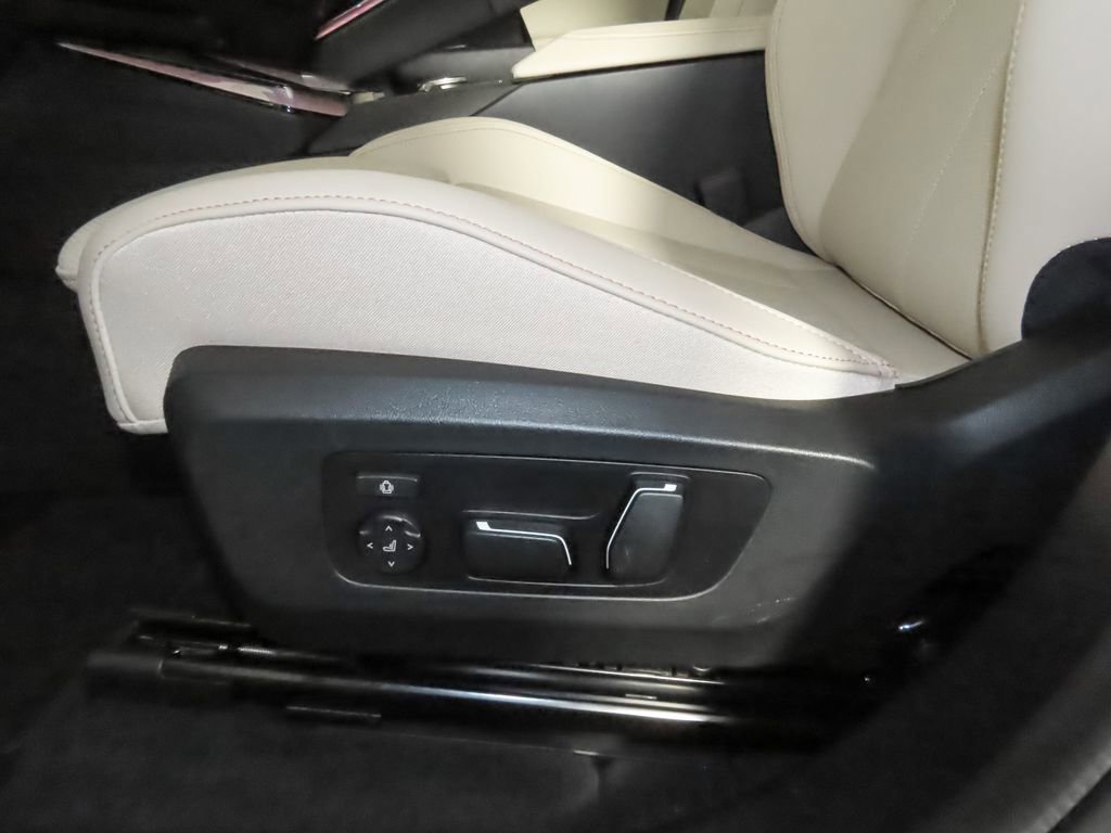 Used 2025 BMW X3 xDrive30 w/ Premium Package AWD/4WD image 14