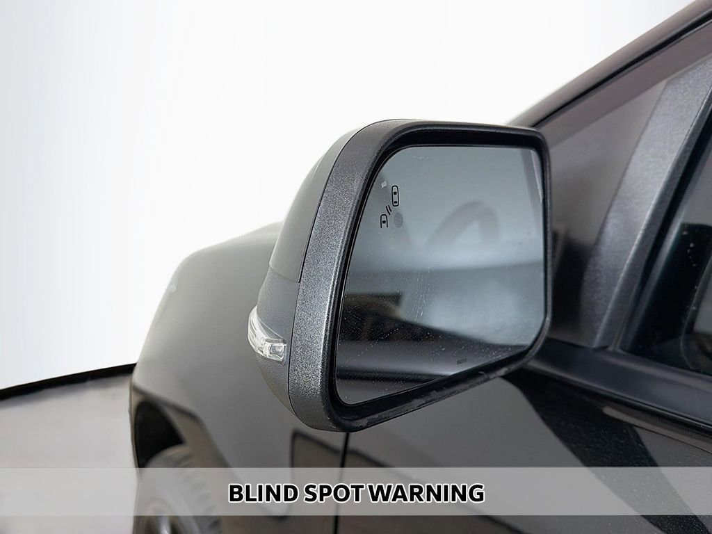 Used 2013 Ford Edge Sport w/ Driver Entry Pkg image 5