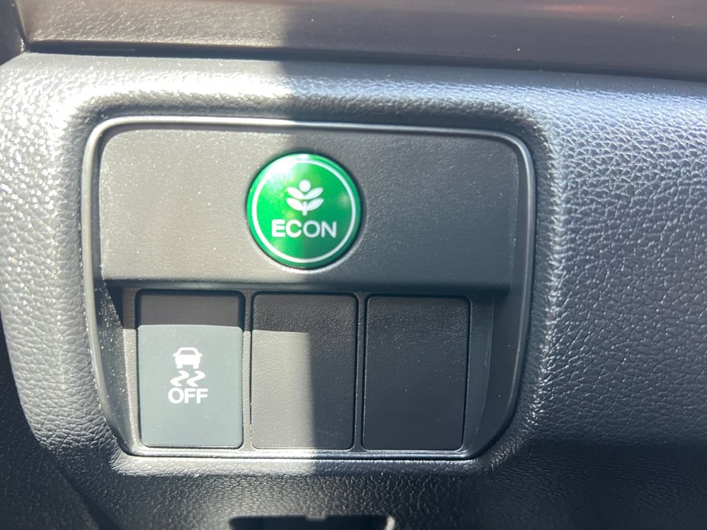 Used 2017 Honda Accord EX image 12
