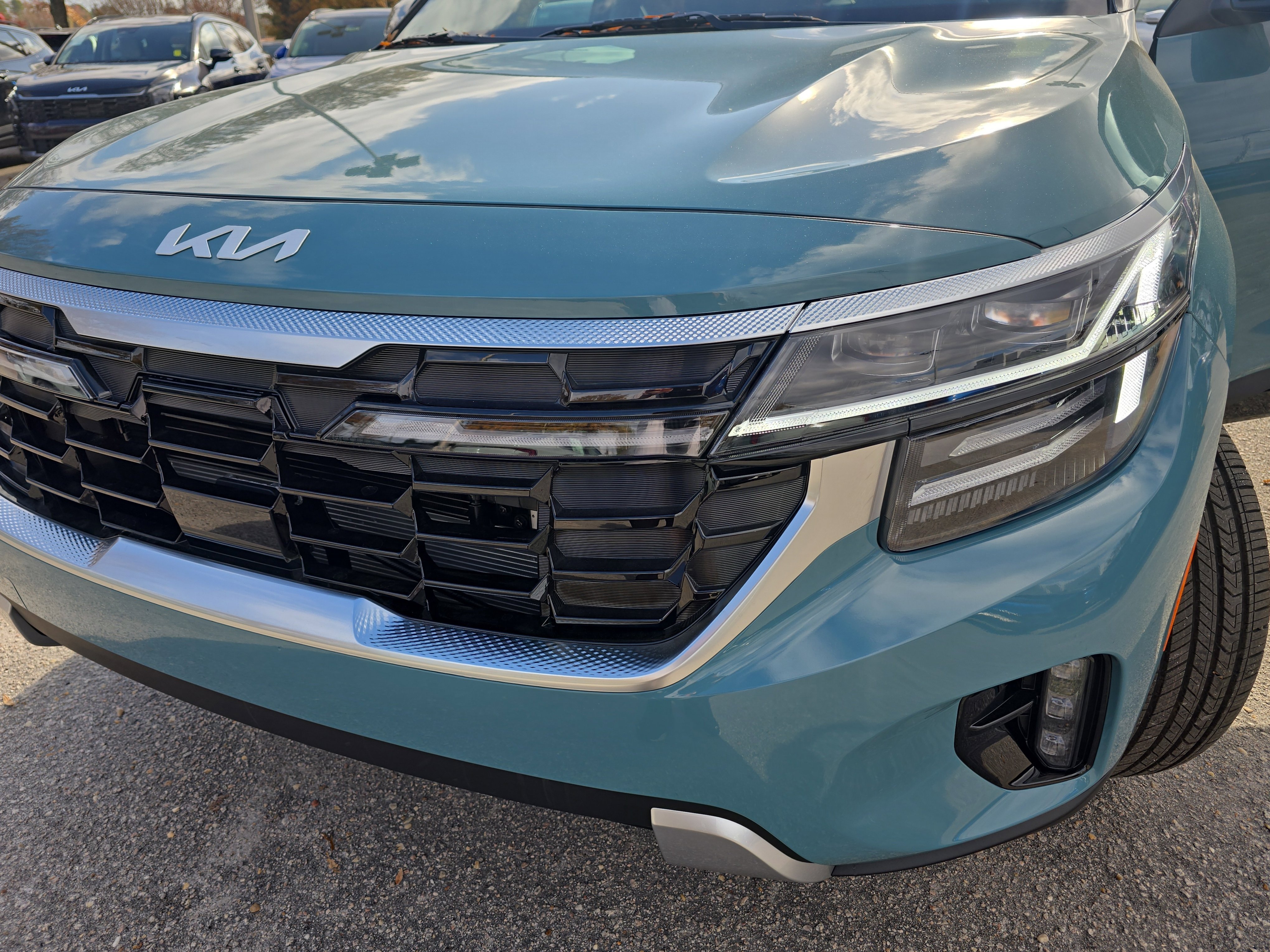 New 2026 Kia Seltos SX image 32