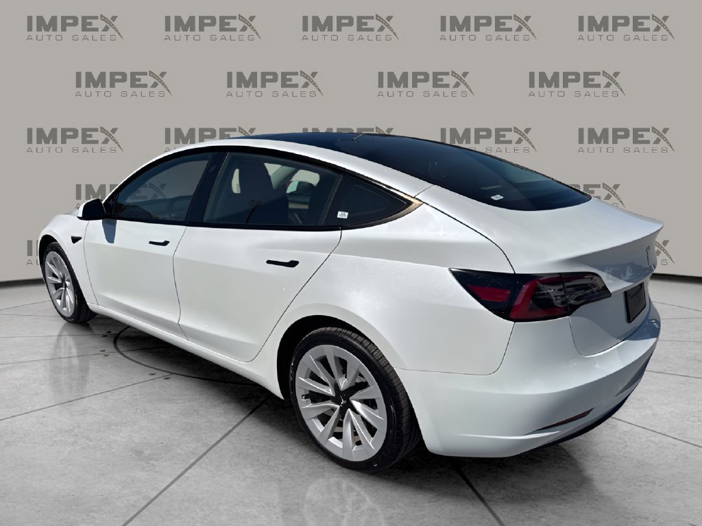 Used 2023 Tesla Model 3 Standard Range RWD image 3