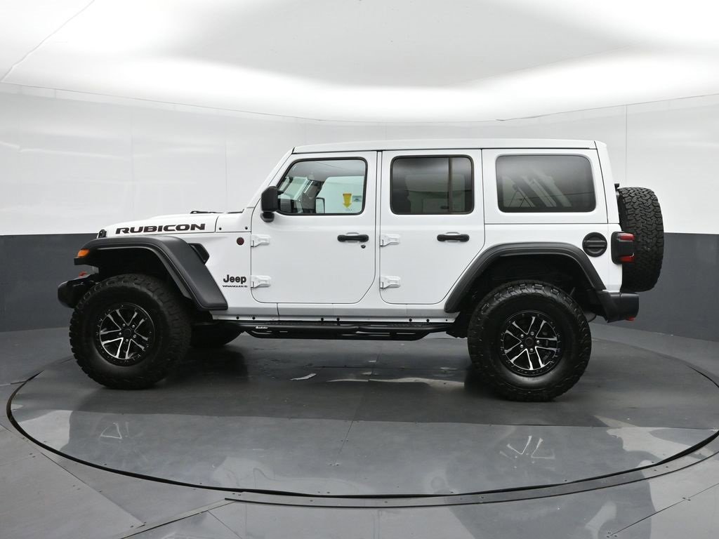 Used 2025 Jeep Wrangler Unlimited Rubicon w/ XTREMEE 35" Tire Package image 4