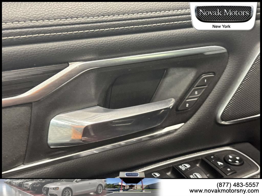 Used 2023 RAM 1500 Laramie AWD/4WD image 17
