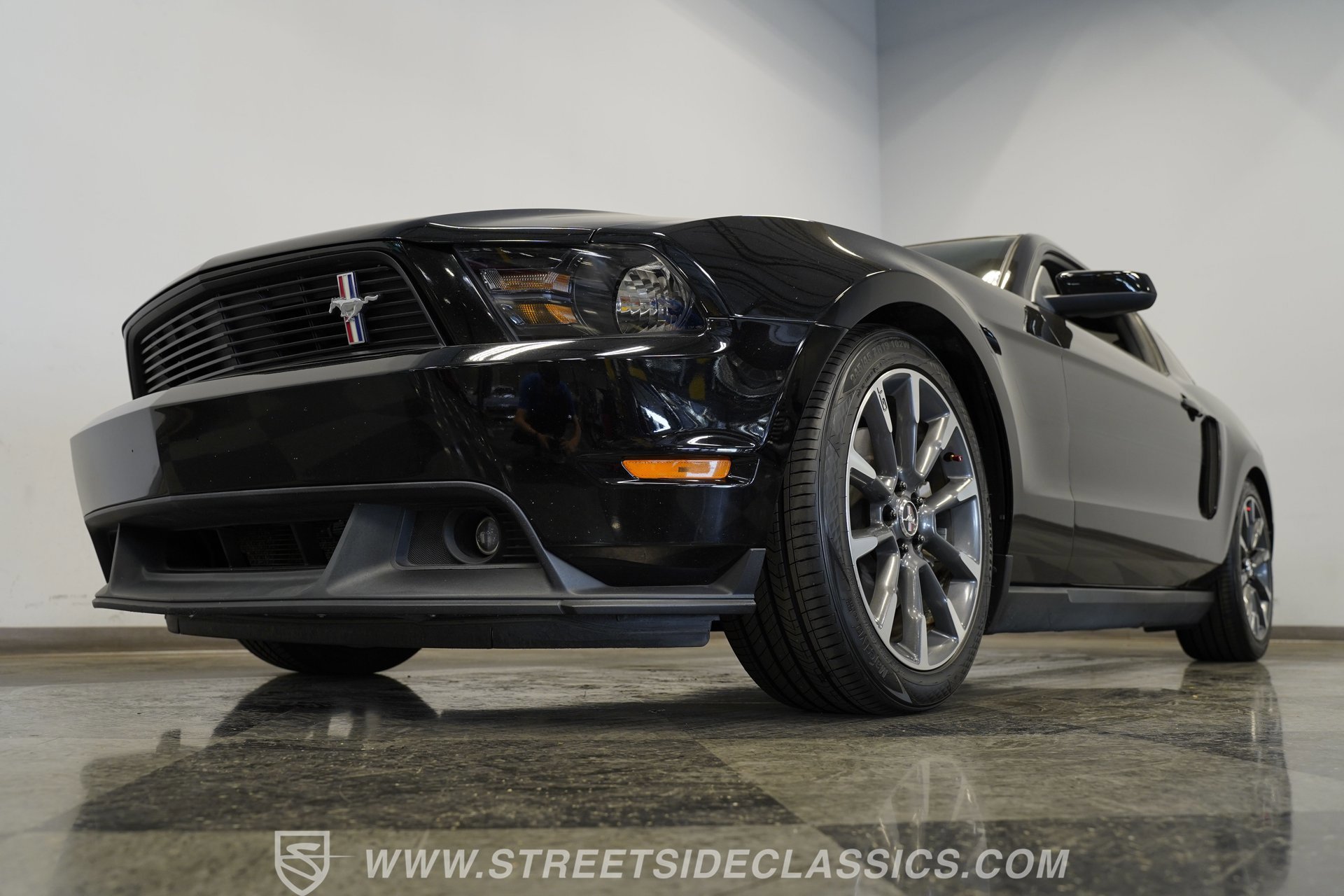 Used 2012 Ford Mustang GT Premium image 21