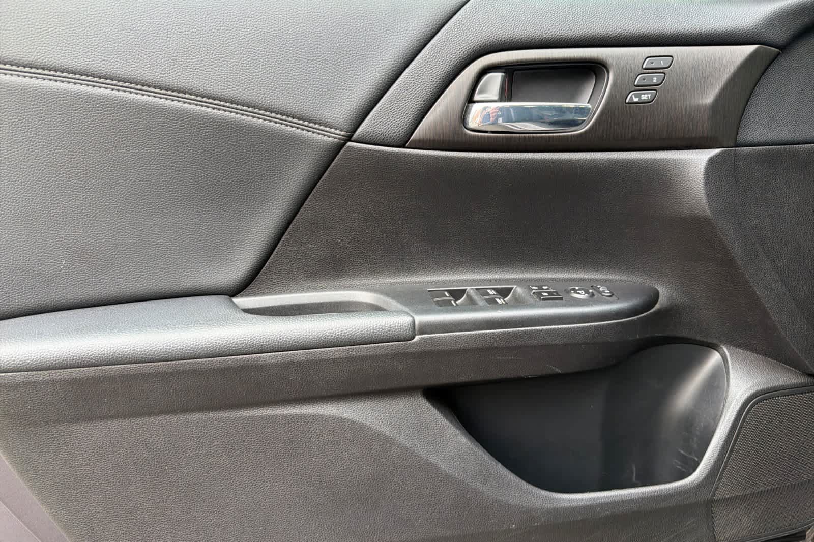 Used 2014 Honda Accord EX-L image 14