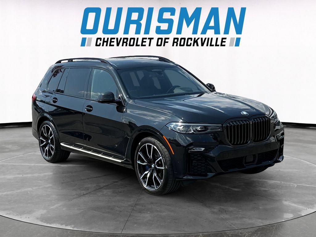 Used 2022 BMW X7 xDrive40i w/ M Sport Package AWD/4WD image 1