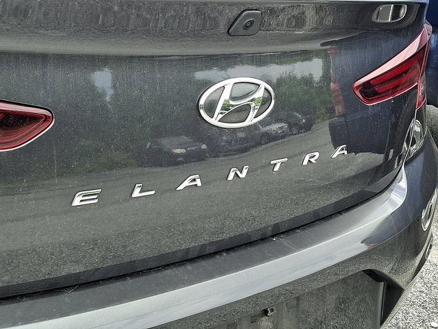 Used 2020 Hyundai Elantra Value Edition w/ Cargo Package (C1) FWD image 13