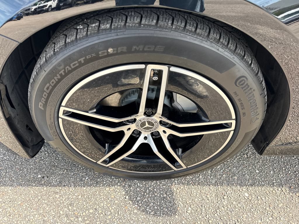 Used 2025 Mercedes-Benz E 350 Sedan w/ Winter Package image 12