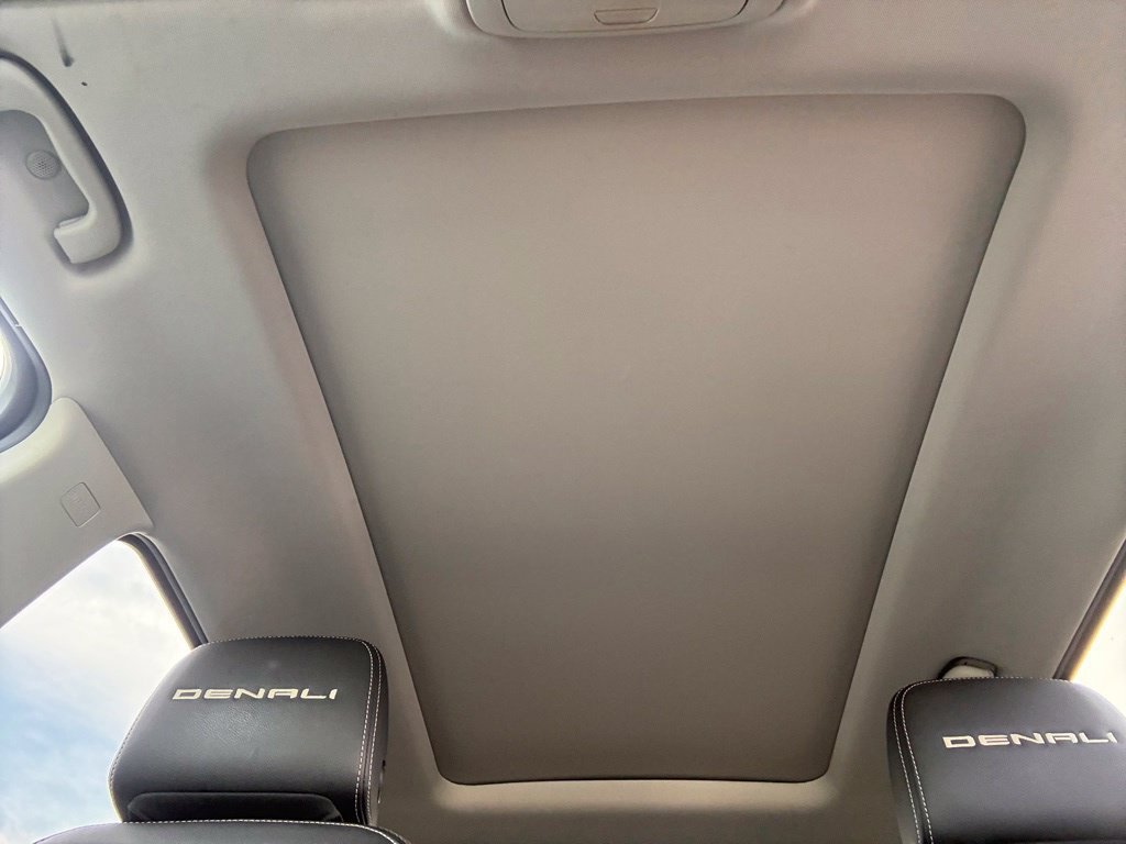 Used 2023 GMC Terrain Denali AWD/4WD image 48