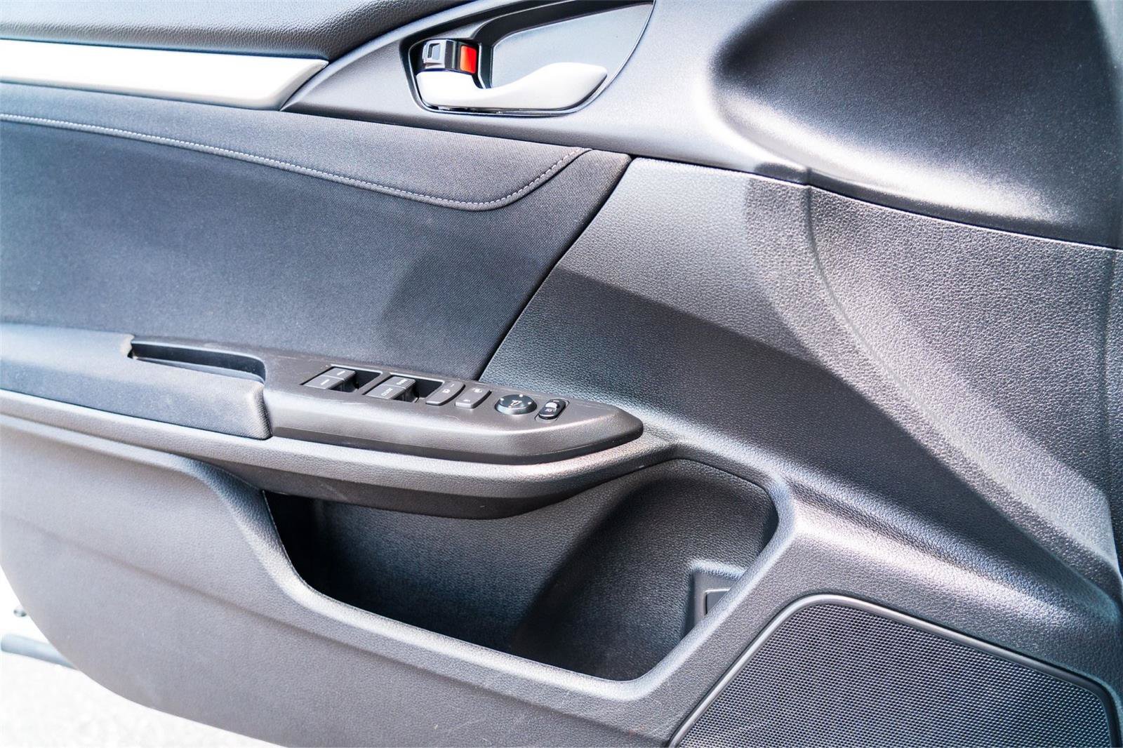 Used 2021 Honda Civic EX image 18