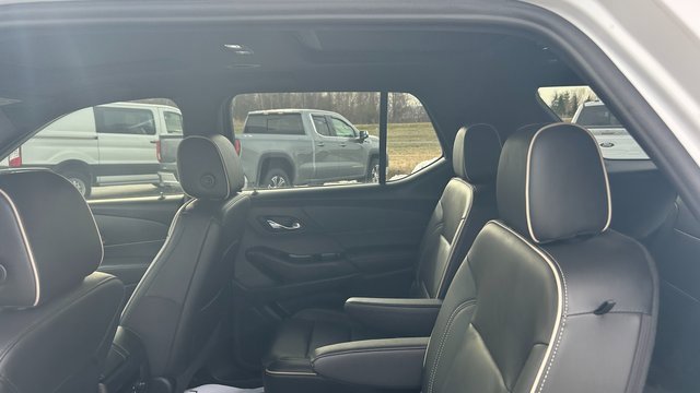 Certified 2023 Chevrolet Traverse Premier w/ Redline Edition image 36