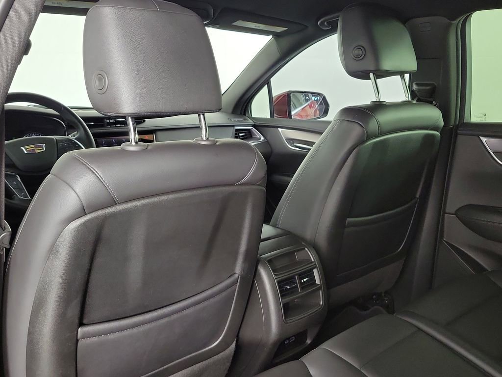 Used 2023 Cadillac XT5 Luxury FWD image 12
