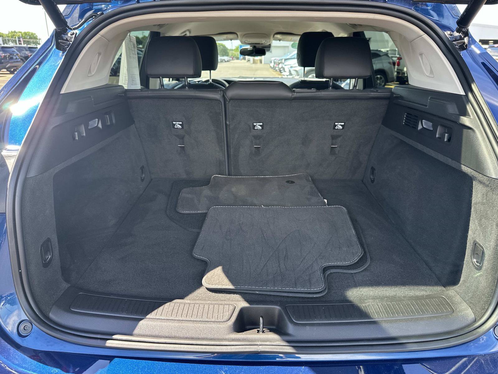 Certified 2023 Buick Envision Essence AWD/4WD image 9