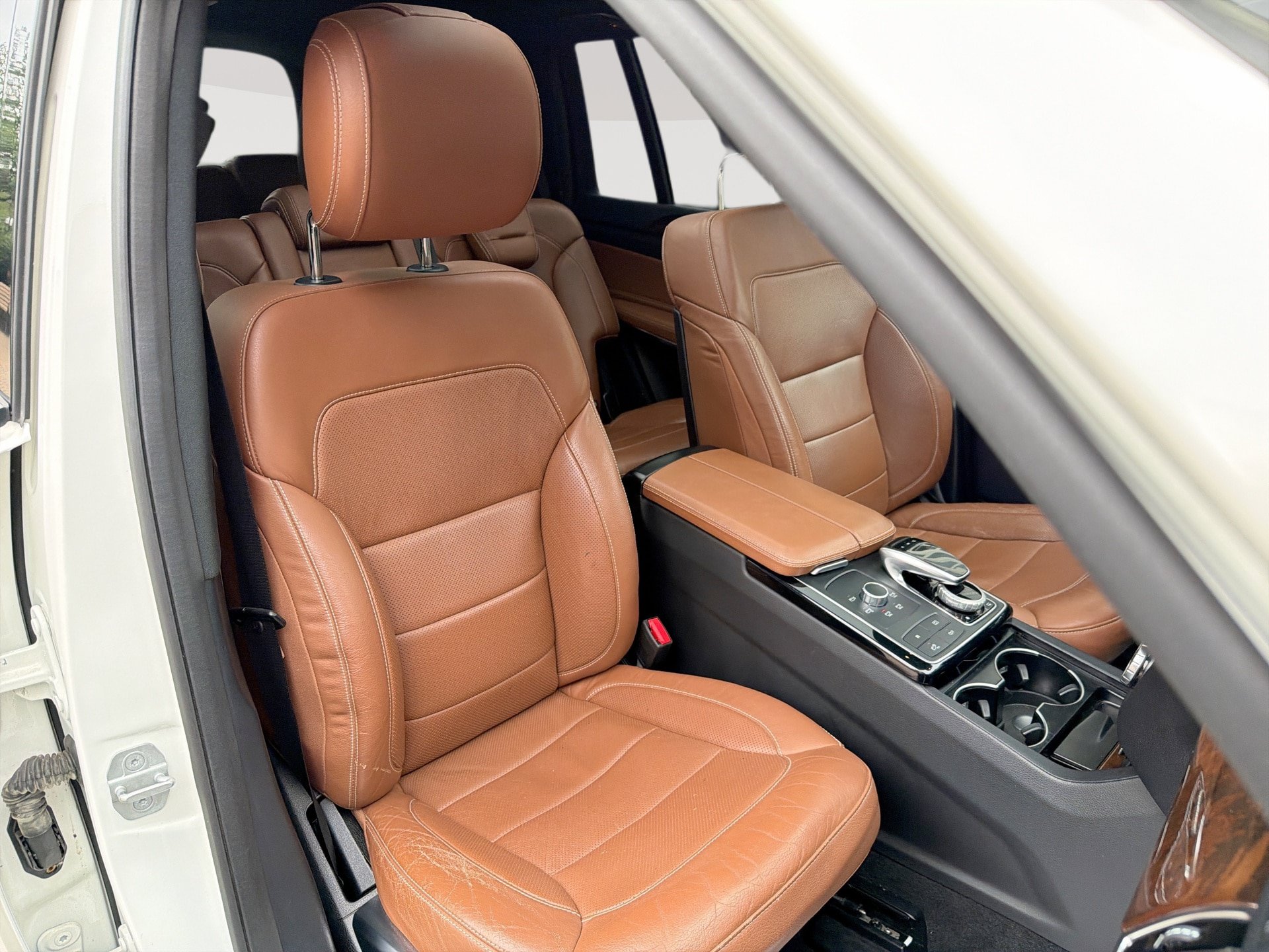Used 2017 Mercedes-Benz GLS 550 4MATIC w/ Night Package image 28