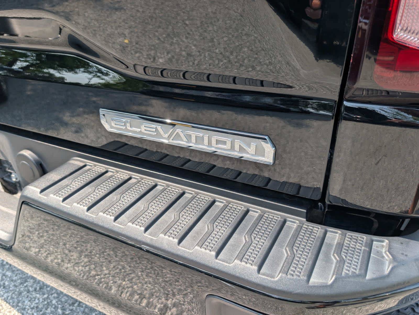 Certified 2024 GMC Sierra 1500 Elevation AWD/4WD image 10