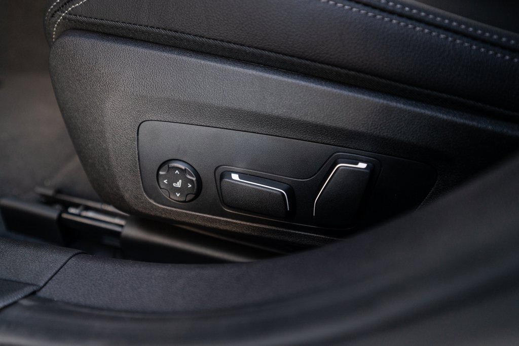 New 2026 BMW 330i xDrive Sedan w/ M Sport Package image 23