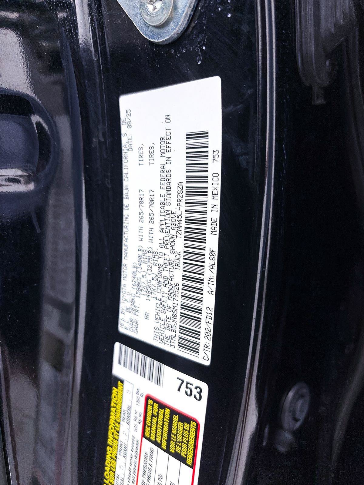 Used 2025 Toyota Tacoma TRD Off-Road AWD/4WD image 40