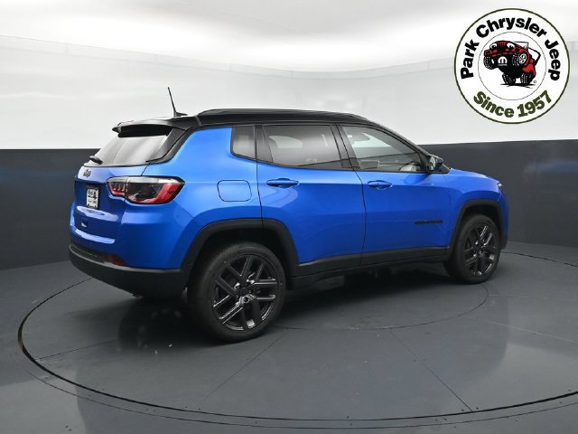New 2026 Jeep Compass Limited AWD/4WD image 2