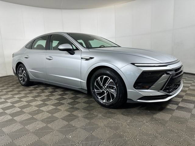 Certified 2026 Hyundai Sonata Blue image 2
