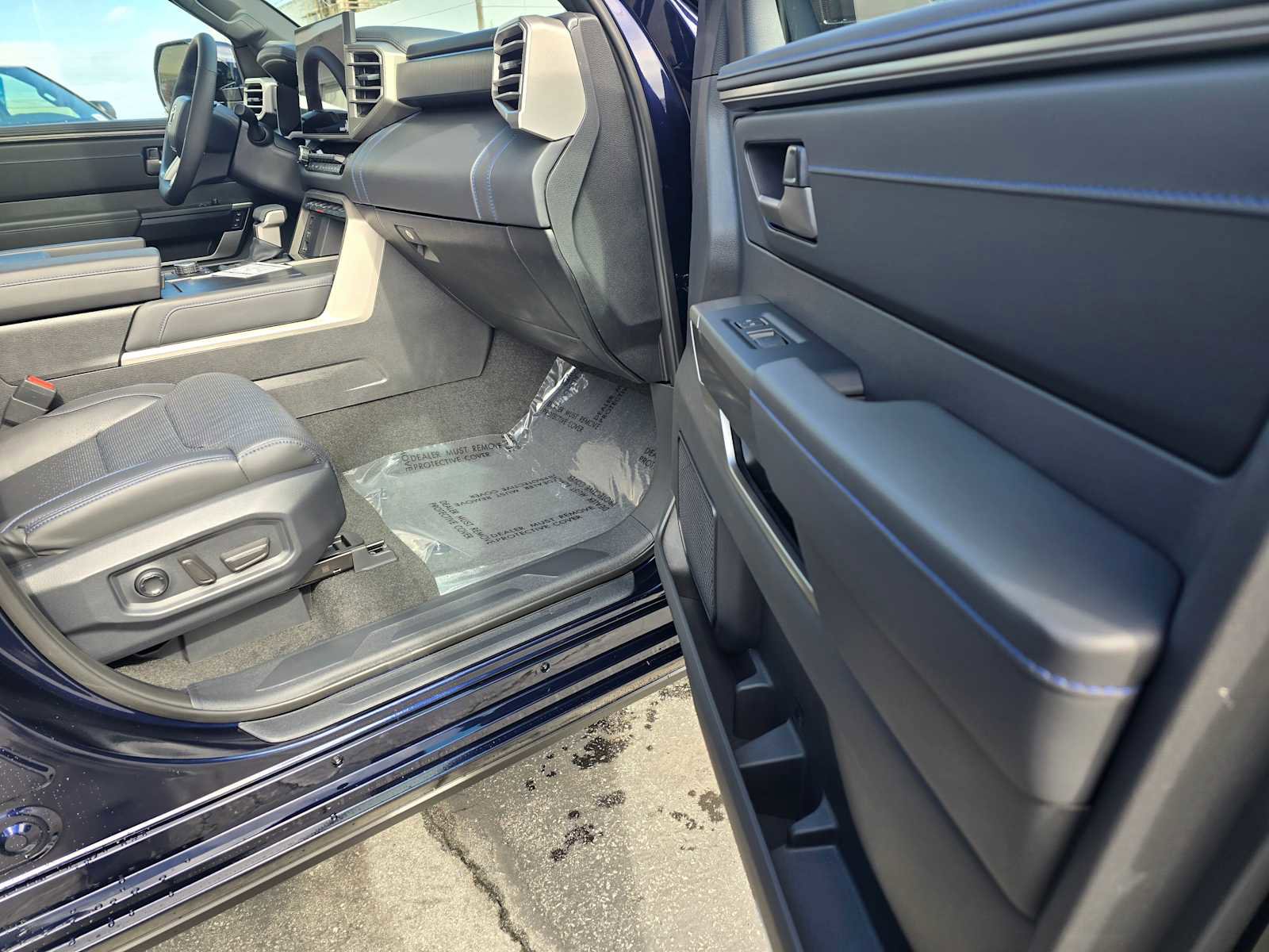 New 2026 Toyota Tundra Platinum image 10