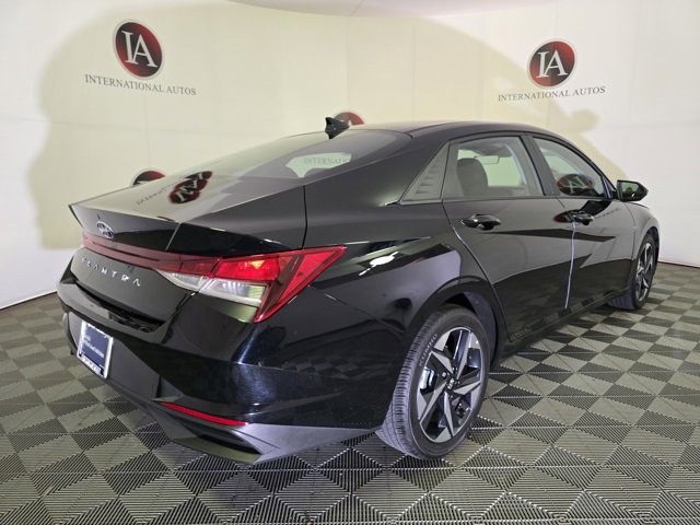 Certified 2023 Hyundai Elantra SEL w/ Convenience Package image 5