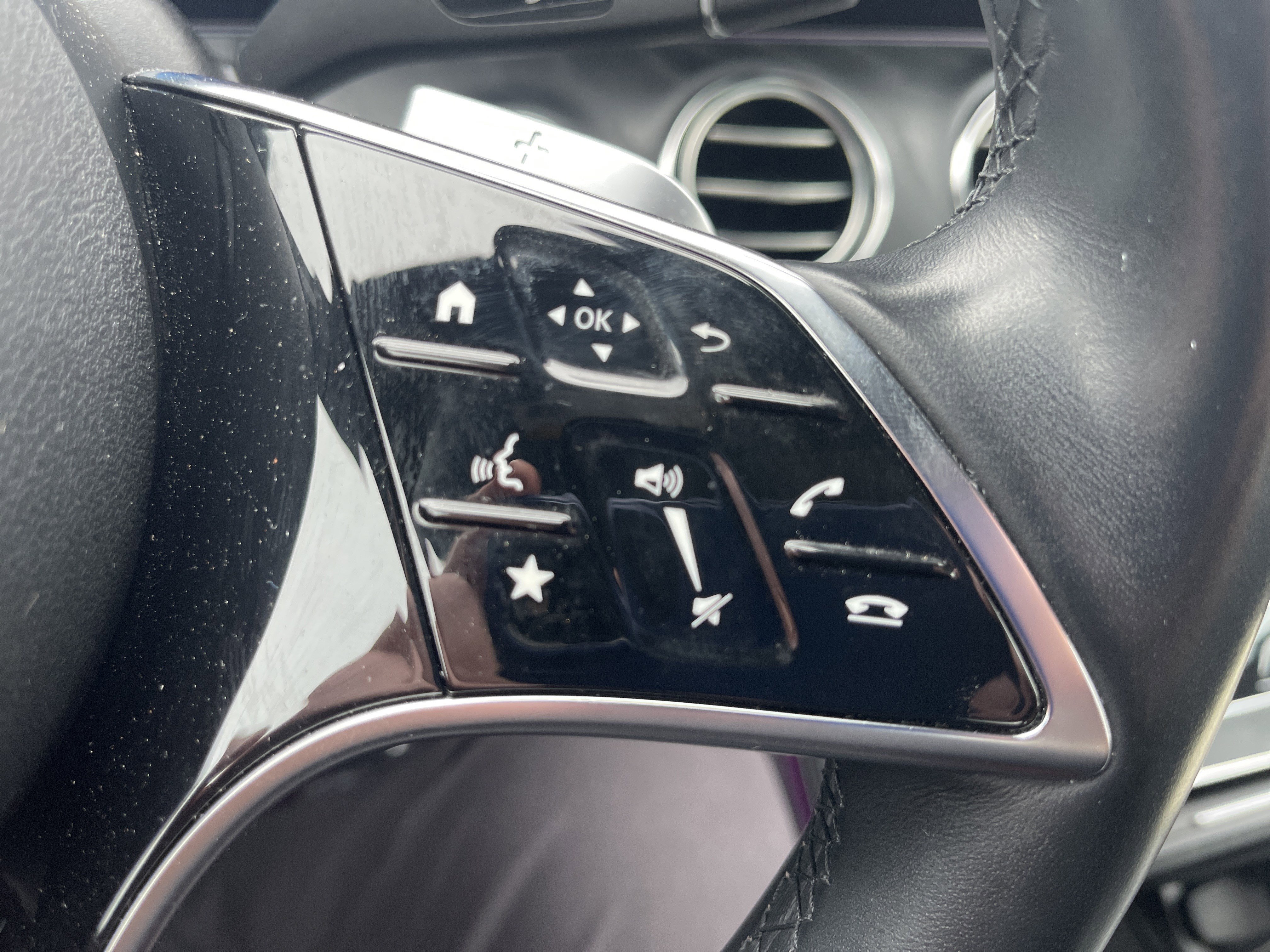 Used 2023 Mercedes-Benz E 350 4MATIC Sedan image 20