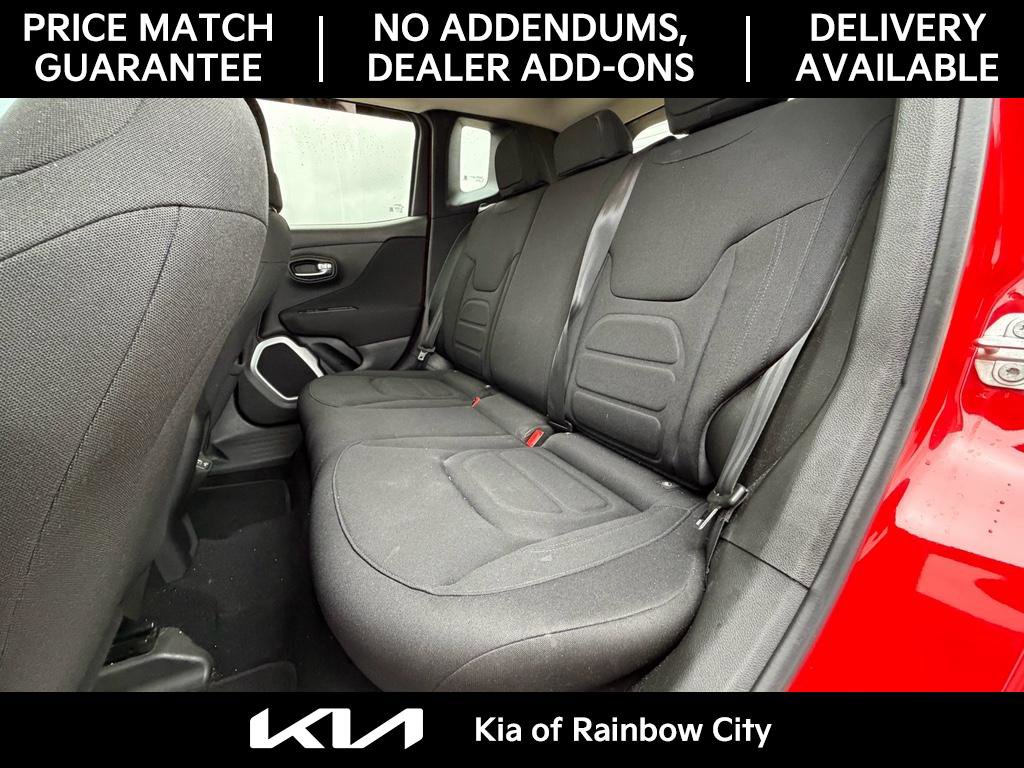 Used 2018 Jeep Renegade Latitude image 16