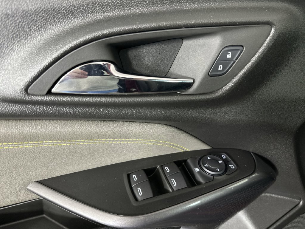 Certified 2024 Chevrolet Trax ACTIV w/ Sunroof Package FWD image 26