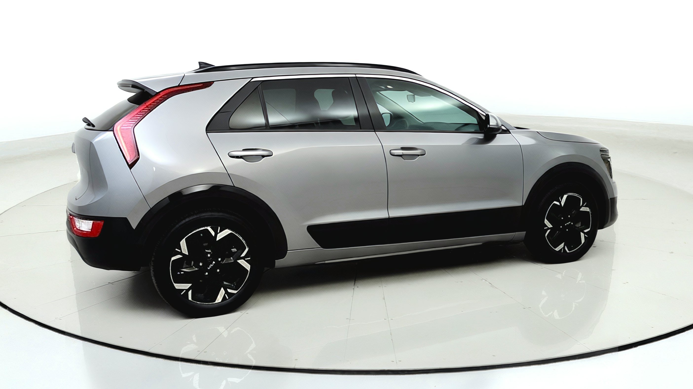 Used 2024 Kia Niro Wind FWD image 7