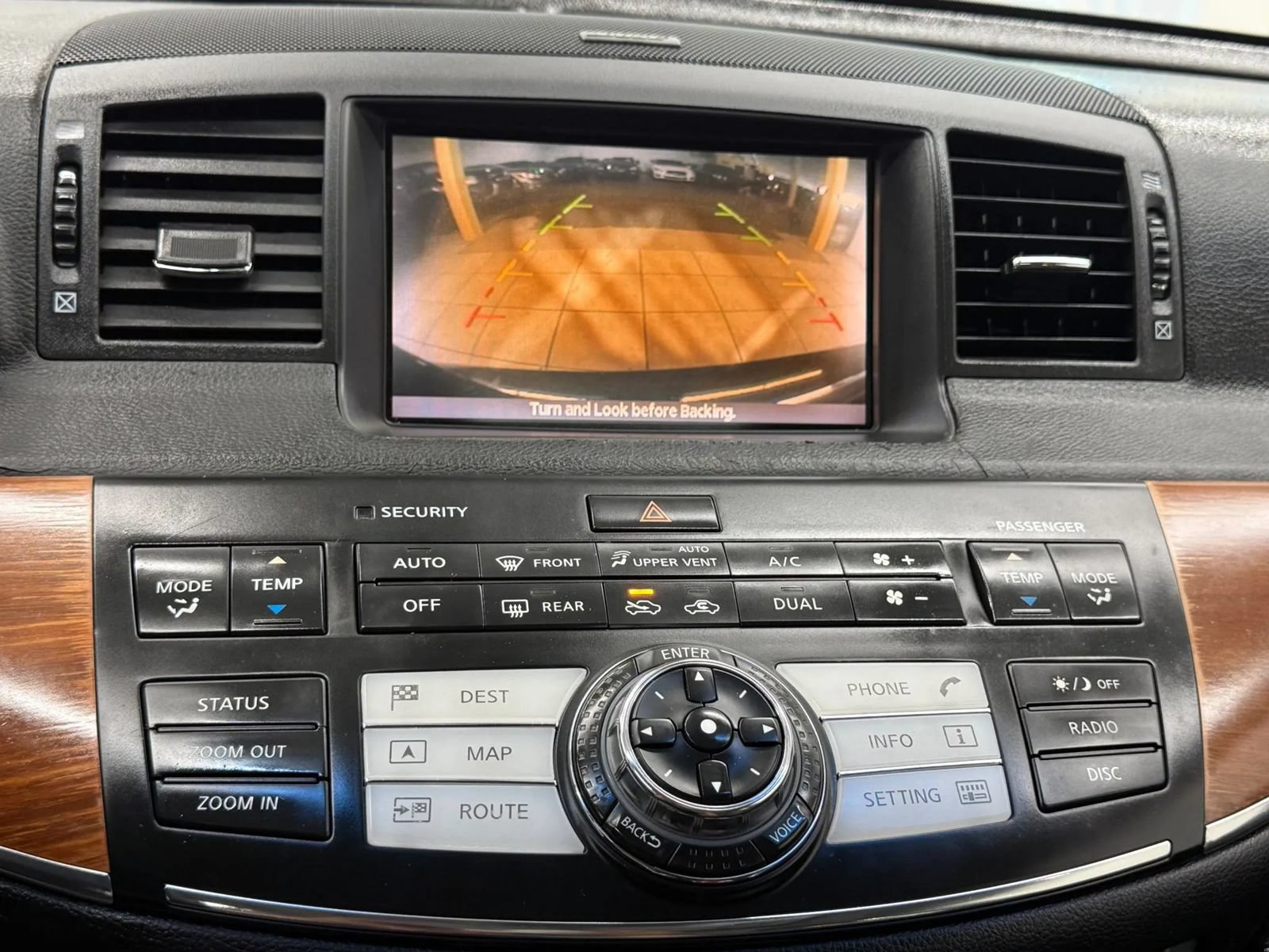 Used 2007 INFINITI M35 x w/ Technology Pkg AWD/4WD image 32