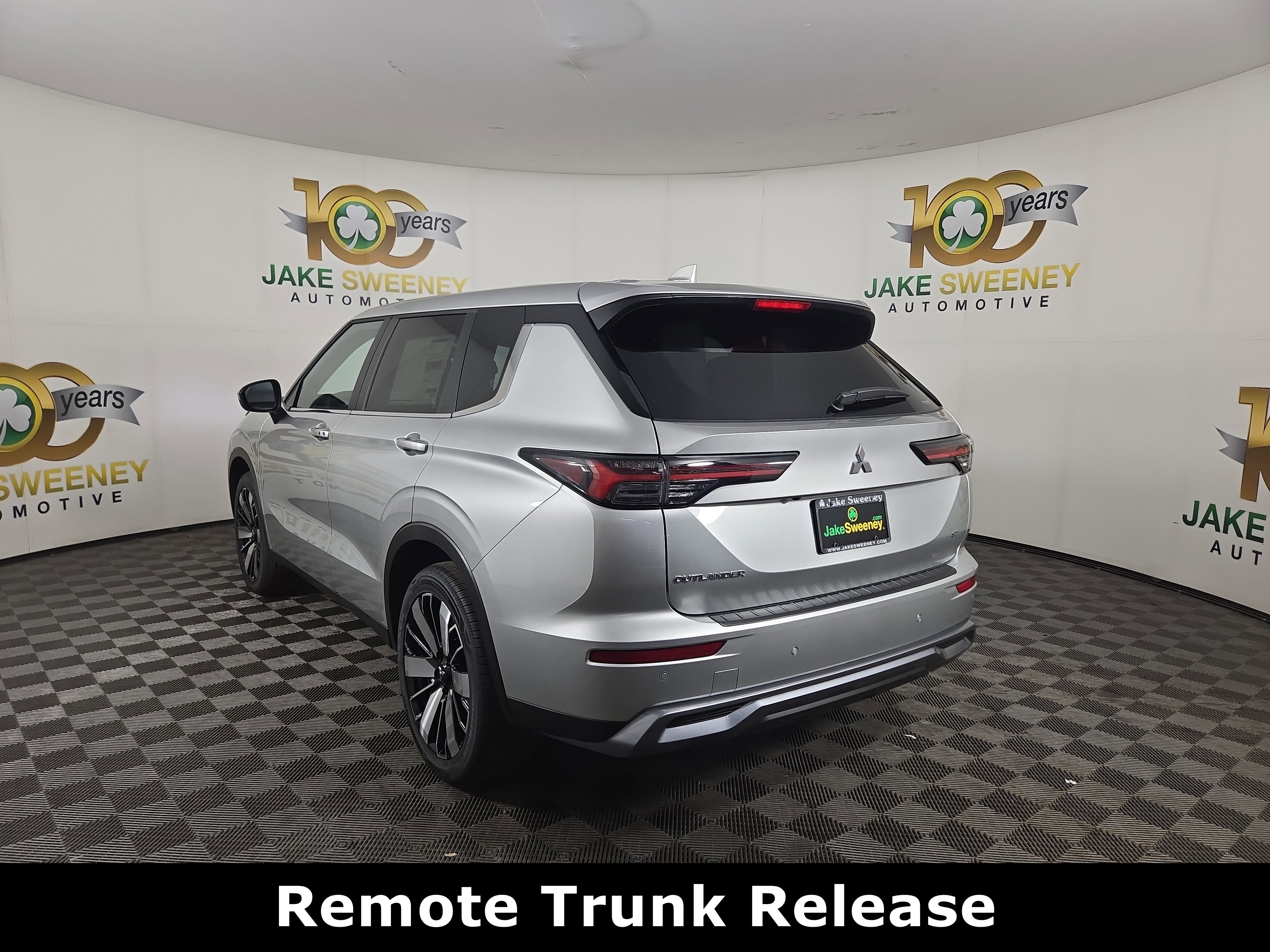 New 2026 Mitsubishi Outlander SE AWD/4WD image 5