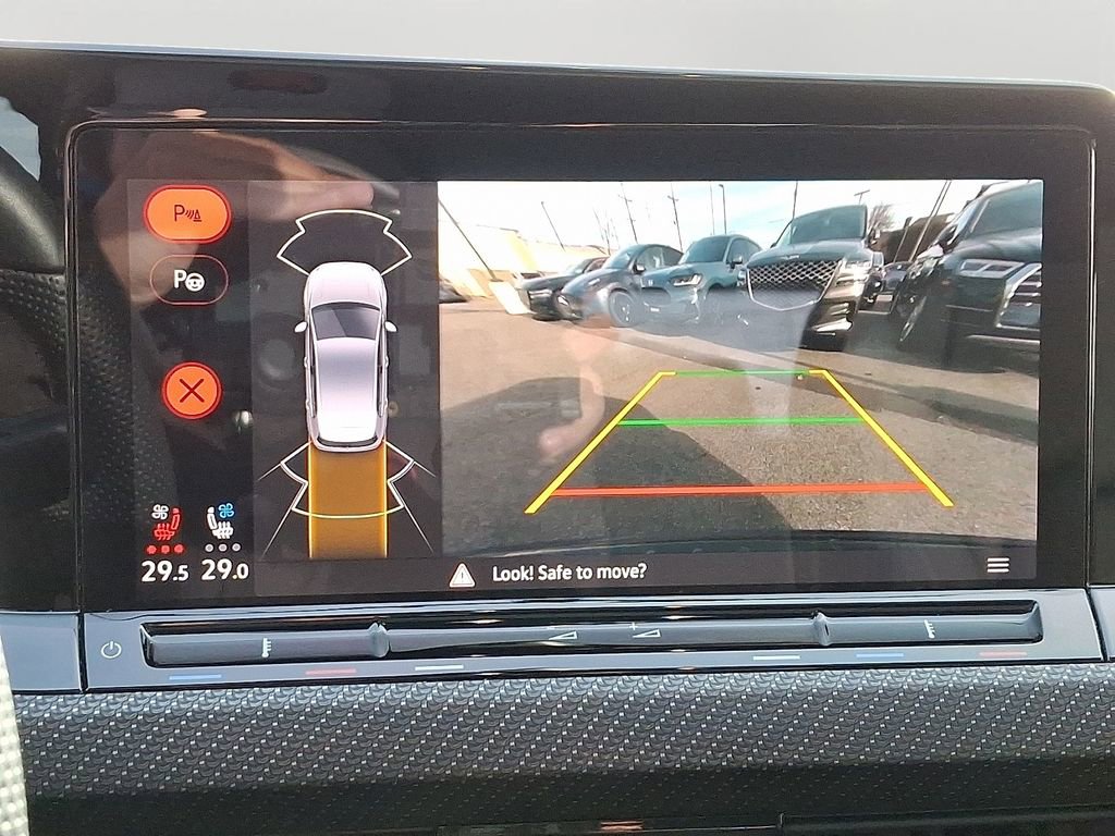 Used 2024 Volkswagen Golf R image 20