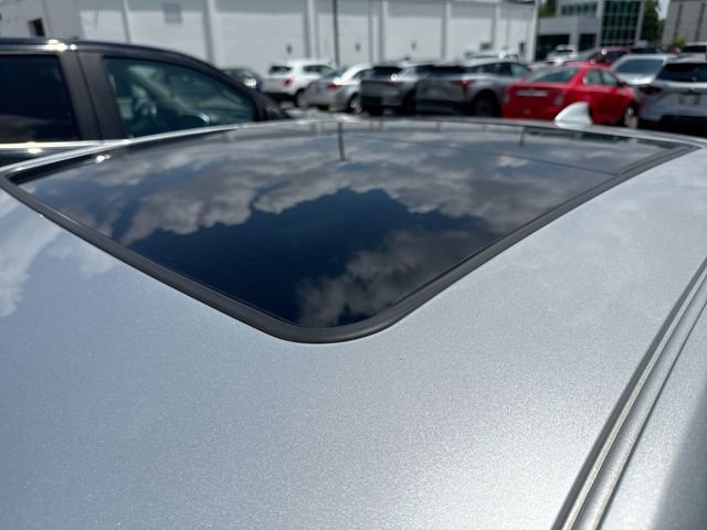 Used 2015 Chevrolet Impala LTZ FWD image 9